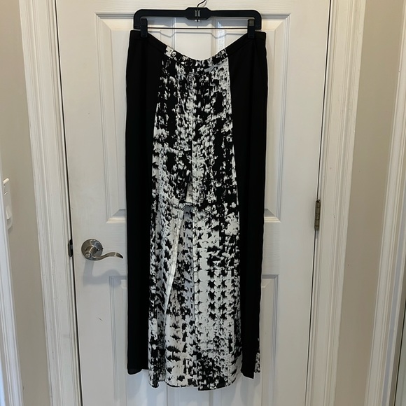 NWT BCBGMaxAzria Maxi Skirt - Picture 1 of 5